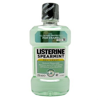 Listerine® Spearmint -suuvesi 250 ml.