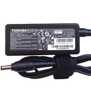 Toshiba 19V-2.37A, (5,5x2,5 mm)
