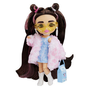 Barbie extra-nukke - pörröinen takki