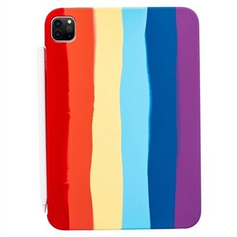 IPad Pro 12,9 tuuman (2018) / (2020) / (2021) nestemäinen silikoni TPU Slim Light Tablet Case -pudotusta estävä Rainbow Color Shell