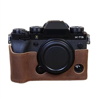 Fujifilm X-T5:lle aitoa nahkaa olevalle kamerakotelolle, akun aukon muotoinen suojakuori